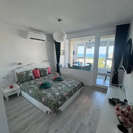 Apartment Apartmant Sunny Smile In Burgas